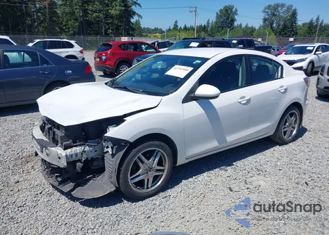 2011 Mazda Mazda3 I Sport из США, поврежденный, VIN JM1BL1UG8B1489984